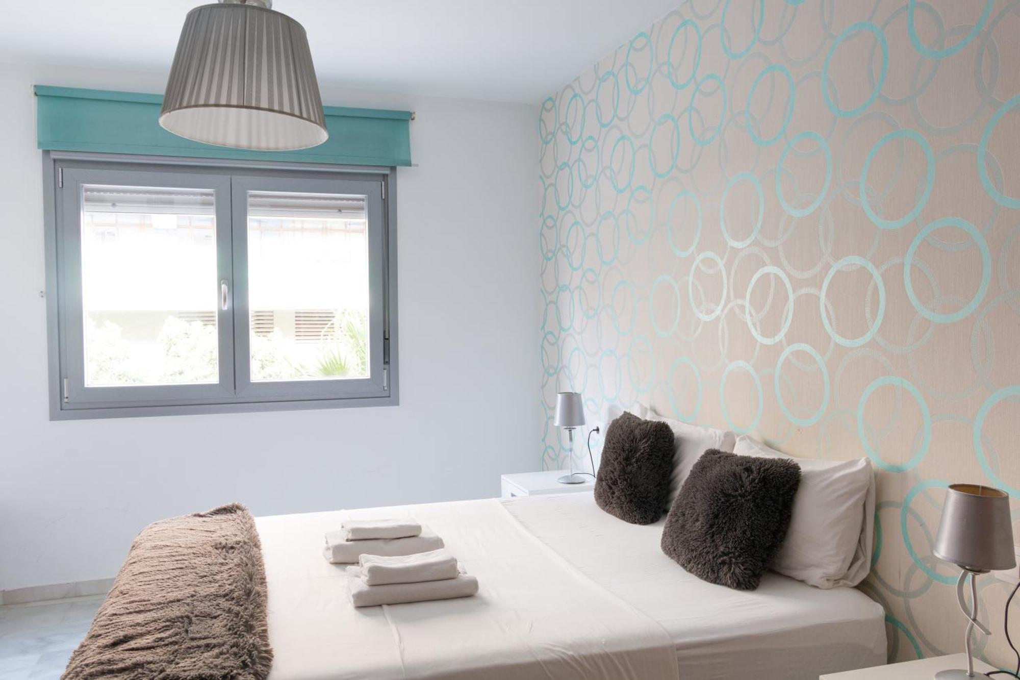 Stay U-Nique Apartments Salitre Малага Екстериор снимка