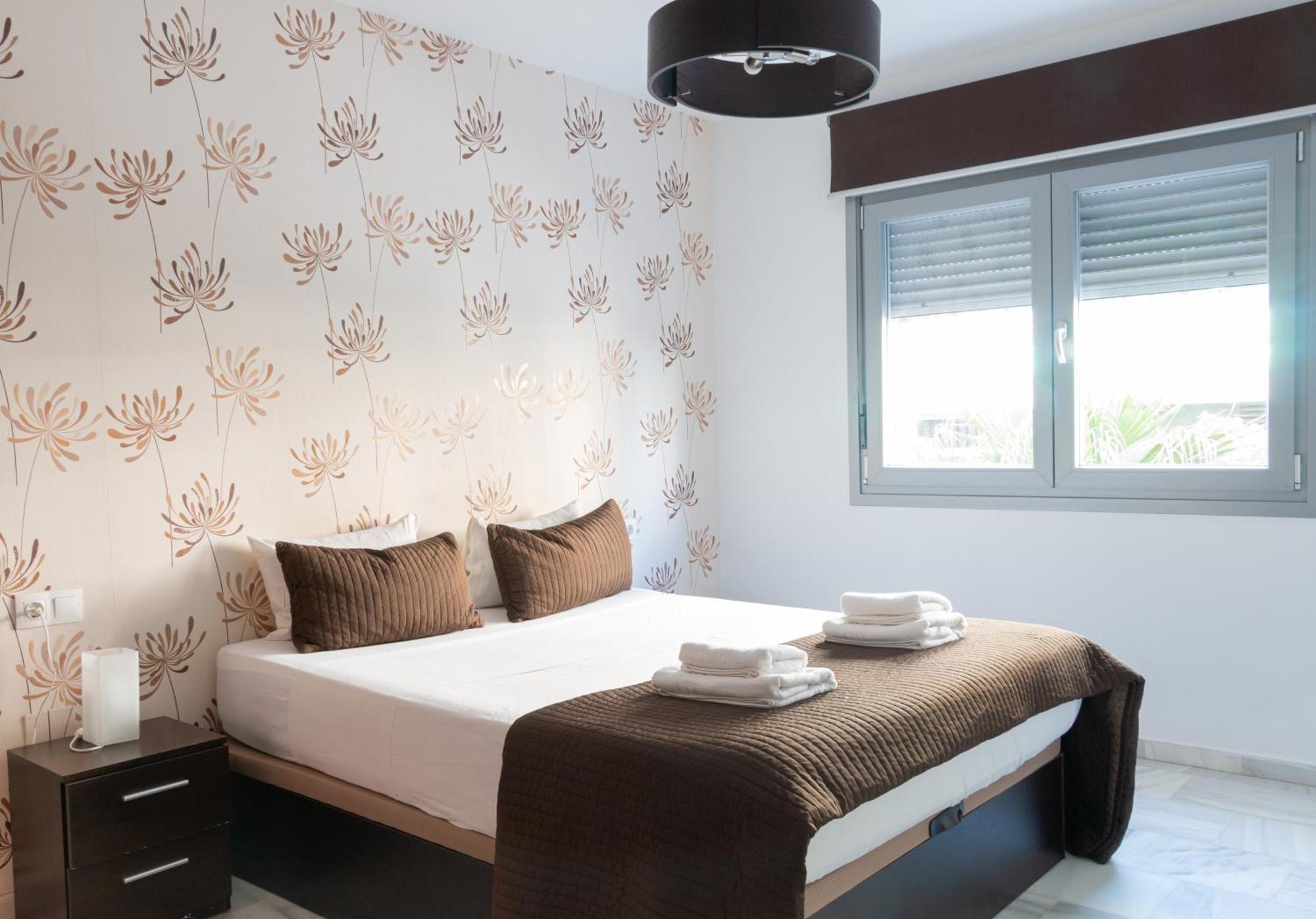Stay U-Nique Apartments Salitre Малага Екстериор снимка
